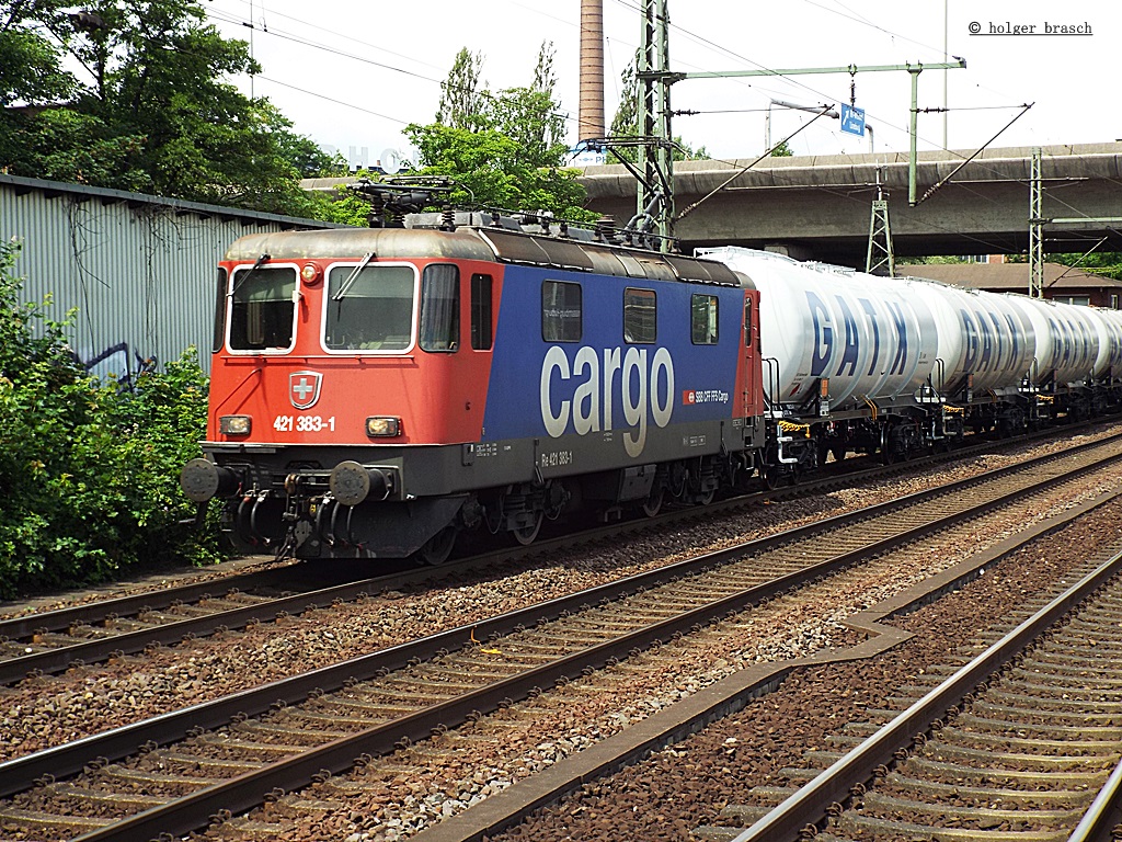 421 383-1 fuhr mit einen tankzug am 02.07.13 durch harburg