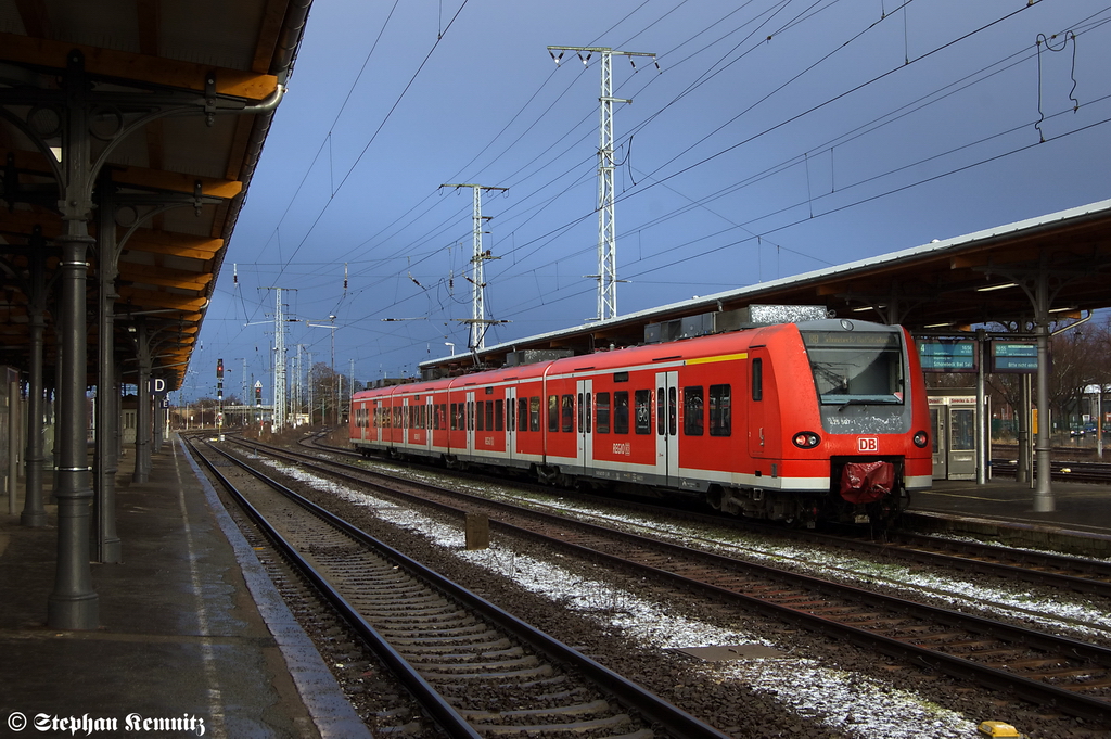 425 007/507 als RB30 (RB 17827) von Stendal nach Schnebeck-Bad Salzelmen in Stendal. 19.02.2012