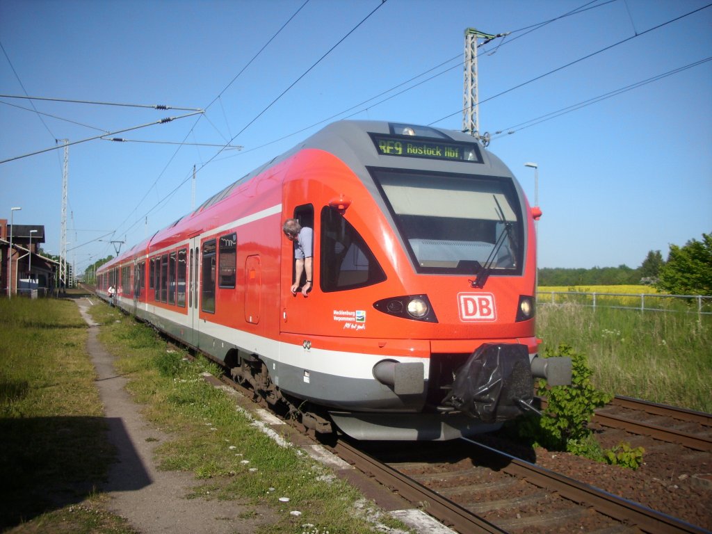 427 004 (heute 429 027) noch unter alter Bezeichnung am 22.Mai 2008 in Teschenhagen.