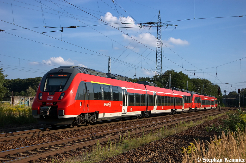 442 124/624 & 442 127/627 als RB21 (RB 18676) von Potsdam Griebnitzsee nach Berlin Hbf (tief) in Satzkorn. 17.08.2012