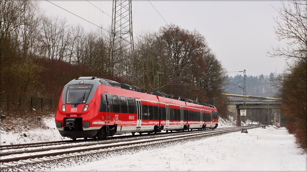 442 262 als RE 9 nach Aachen Hbf am 26.01.13 in Eiserfeld