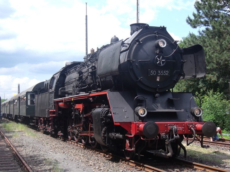 50 3552 im Bahnhof von Ransbach-Baumbach 