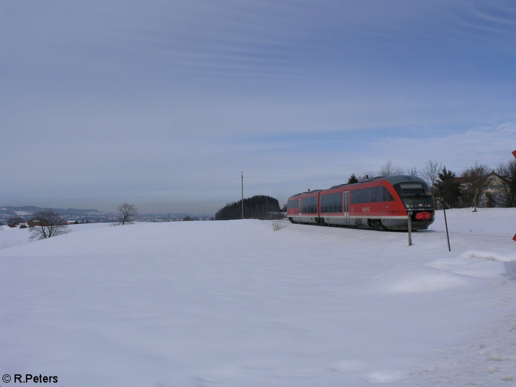 642 093 zieht bei Eizisried als RB5523 nach Pfronten-Steinach vorbei. 17.02.10