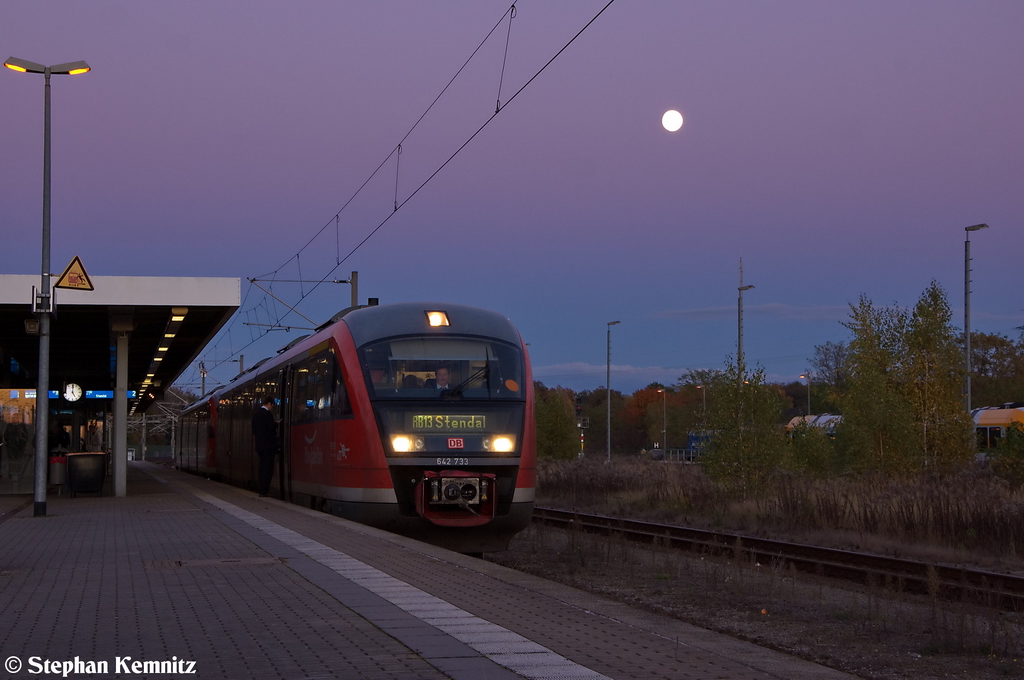 642 233/733 & 642 223/723 als RB13 (RB 17966) von Rathenow nach Stendal in Rathenow. 28.10.2012 