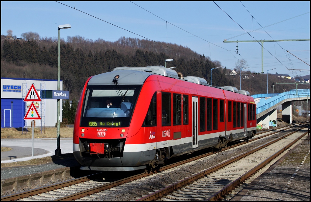 648 206 als RB 95 nach Au(Sieg) am 11.02.12 beim Zwischenstopp in Mudersbach