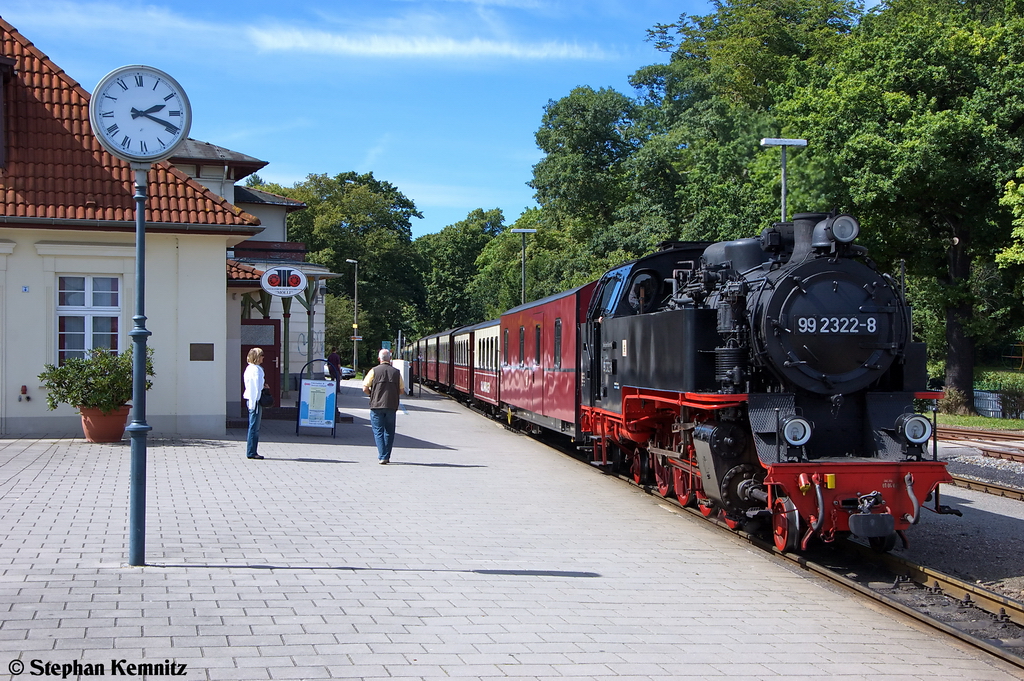 99 2322-8 Mecklenburgische Bderbahn Molli mit der (MBB14625) von Ostseebad Khlungsborn West nach Bad Doberan, bei der Einfahrt in Bad Doberan. 11.08.2012 