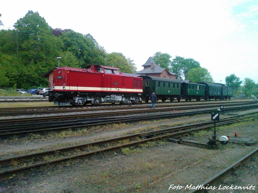 Am 19.5.12 Steht 112 565-7 (DB 202 565-8) Im Morgentlichen Bahnhof Putbus Bereit Fr Den Sonderzugeinsatz beim Bahnhofsfest in Putbus.