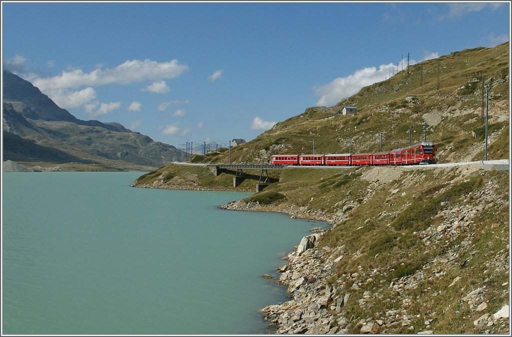 Am Lago Bianco kurz nach Ospizio Bernina.
10.09.2011