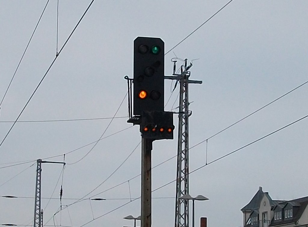 Ausfahrt mit 60 km/h und dann mit Hchstgeschwindigkeit wurde am 10.Januar 2011 am Ausfahrsignal  M  in Bergen/Rgen angezeigt.