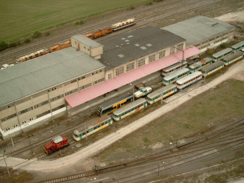 Blick auf das ehemalige Mineralwollewerk am Zementwerk Karsdorf; 2007 (Foto: Dieter Bauer)