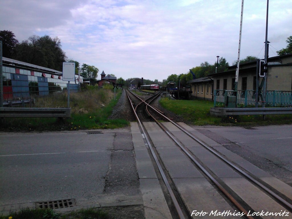 Blick auf die MTEG 118 770-7 und das Gesammte Bahnhofsgelnde in Putbus am 10.5.13