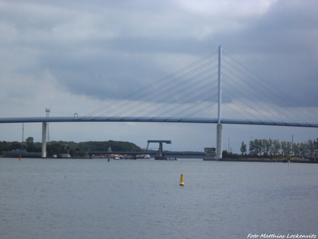 Blick auf die Rgenbrcke und die Ziegelgrabenbrcke vom Stralsunder Stadthafen am 7.8.13