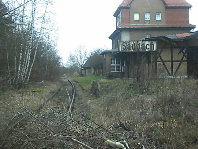 Blick in den Bahnhof von Saubach; 17.02.2004 (Foto: Thomas Reschke)