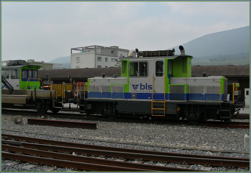 BLS Dienstfahrzeug in Grenchen Nord. 
06.04.2013