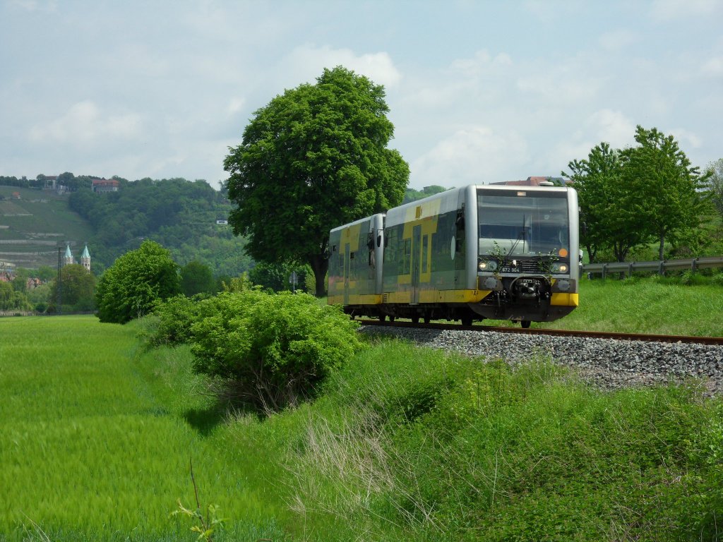 Burgenlandbahn 672 904 + 672 xxx als RB 25974 von Naumburg (S) Ost nach Wangen (Unstrut), zwischen Freyburg und Balgst�dt; 23.05.2010 (Foto: Christof Rommel)