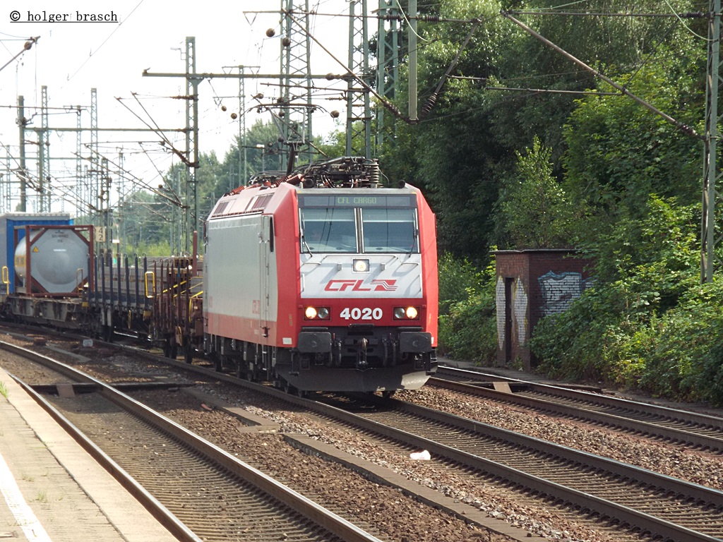 CFL 4020 fuhr am 02.08.13 mit einen gemischten gterzug durch hh-harburg