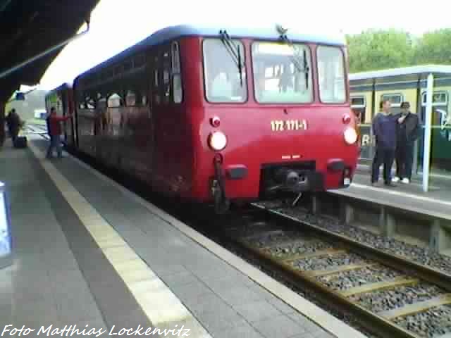 Chemnitzer Ferkeltaxen im Bahnhof Putbus 14.5.11