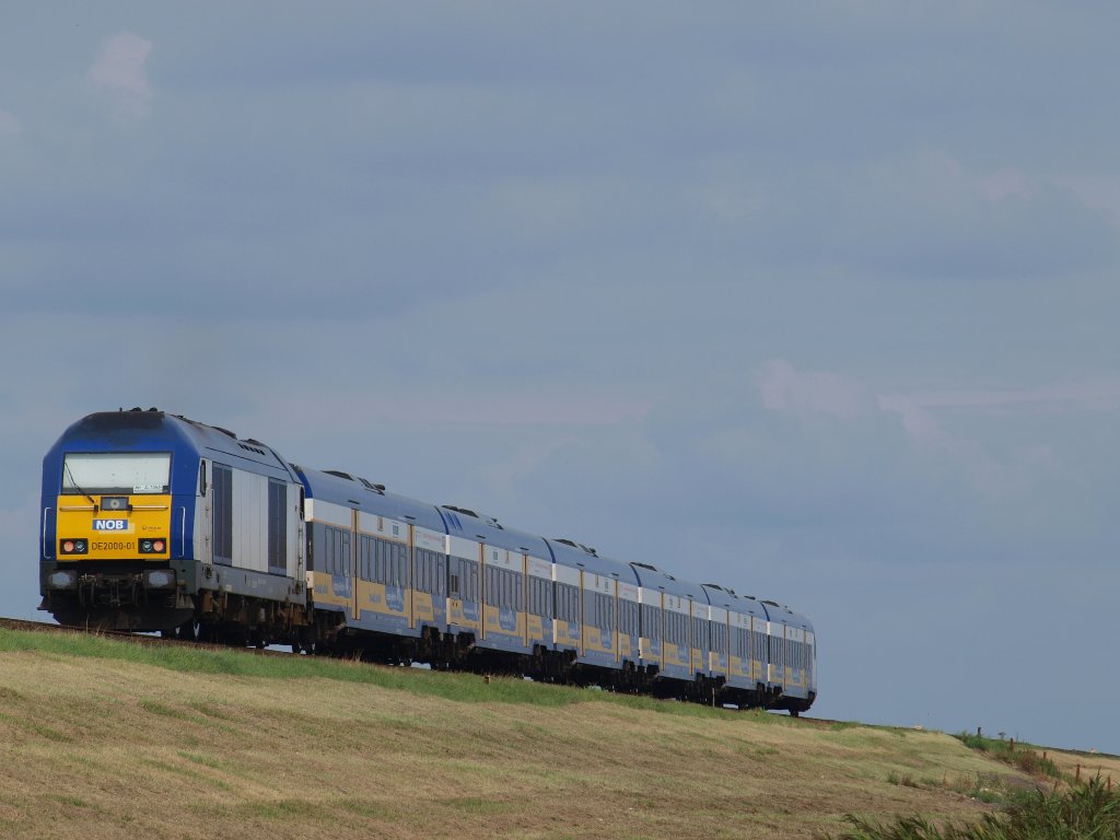 DE 2000-01 schob die NOB 80525 von der Insel auf das Festland Richtung Hamburg-Altona/Niebll. 14.8 Morsum