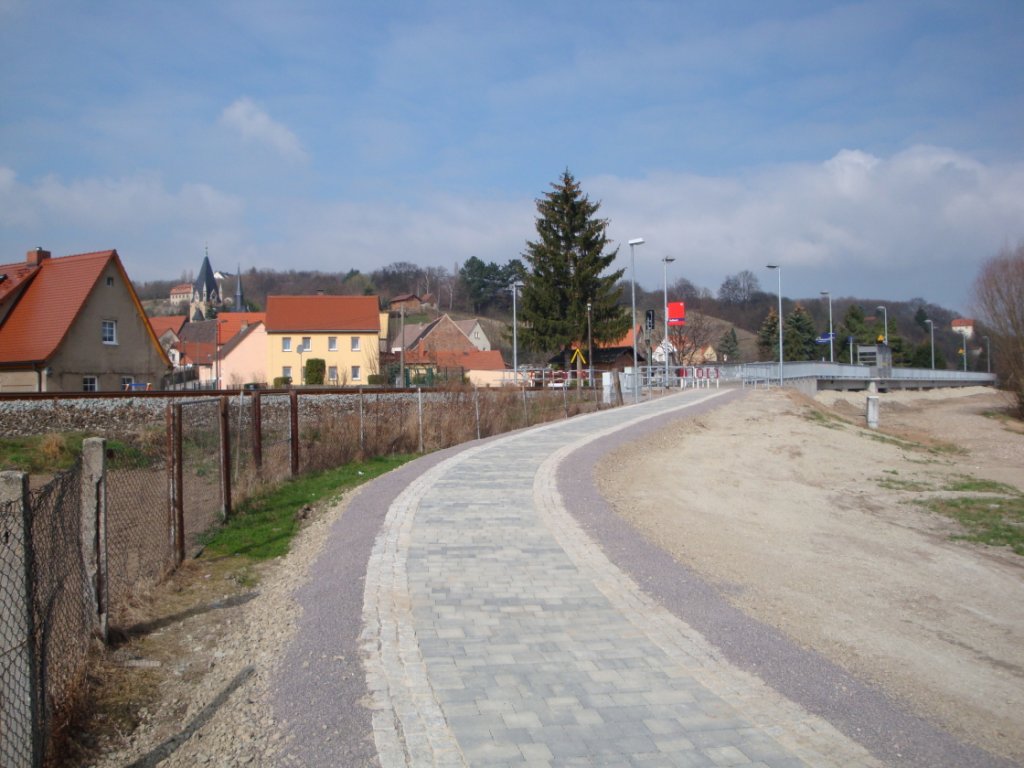 Der Fu�weg zum Hp Ro�bach am 22.03.2012. (Foto: G�nther G�bel)