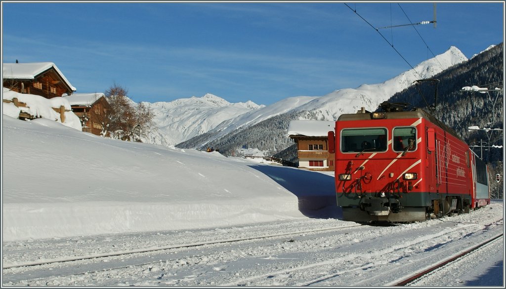 Der Glacier Express in Mnster (Goms)
12.12.12