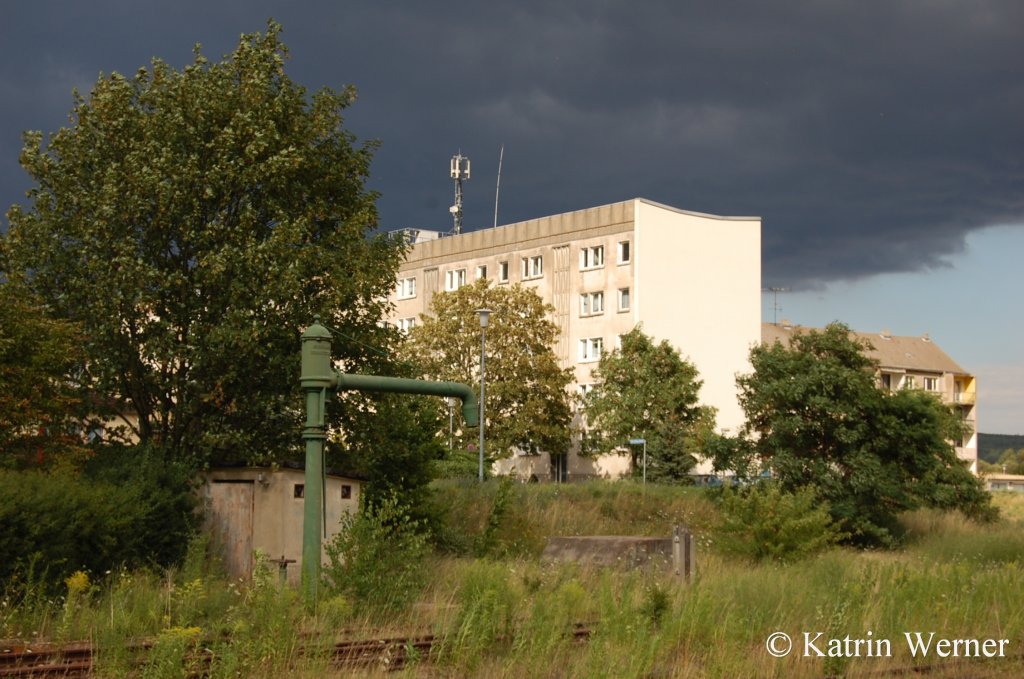 Der letzte nochvorhandene Wasserkran an der Unstrutbahn, im Bf Ro�leben; 21.07.2007 (Foto: Katrin Werner)