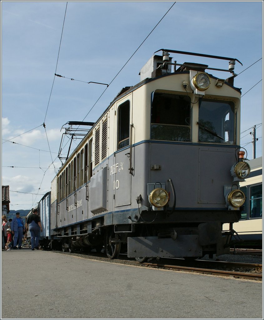 Der LLB ABFe 2/4 10 in Blonay.
12. Juni 2011