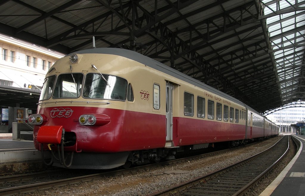 Der RAe TEE II 1053 in Lausanne. 30. April 2013