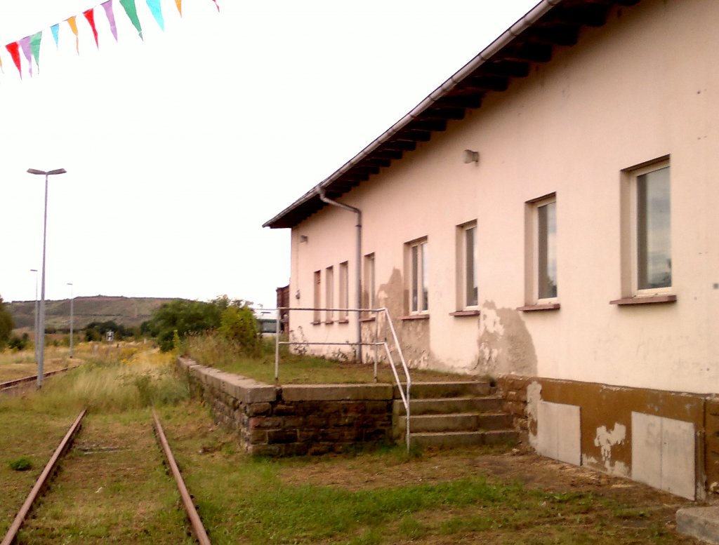 Die ehemalige Verladerampe im Bf Ro�leben; 28.08.2011