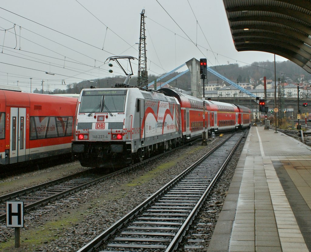 Die Herz-Lok gefllt mir (und zum Rest schweige ich...)
Ulm, den 16.11.2010