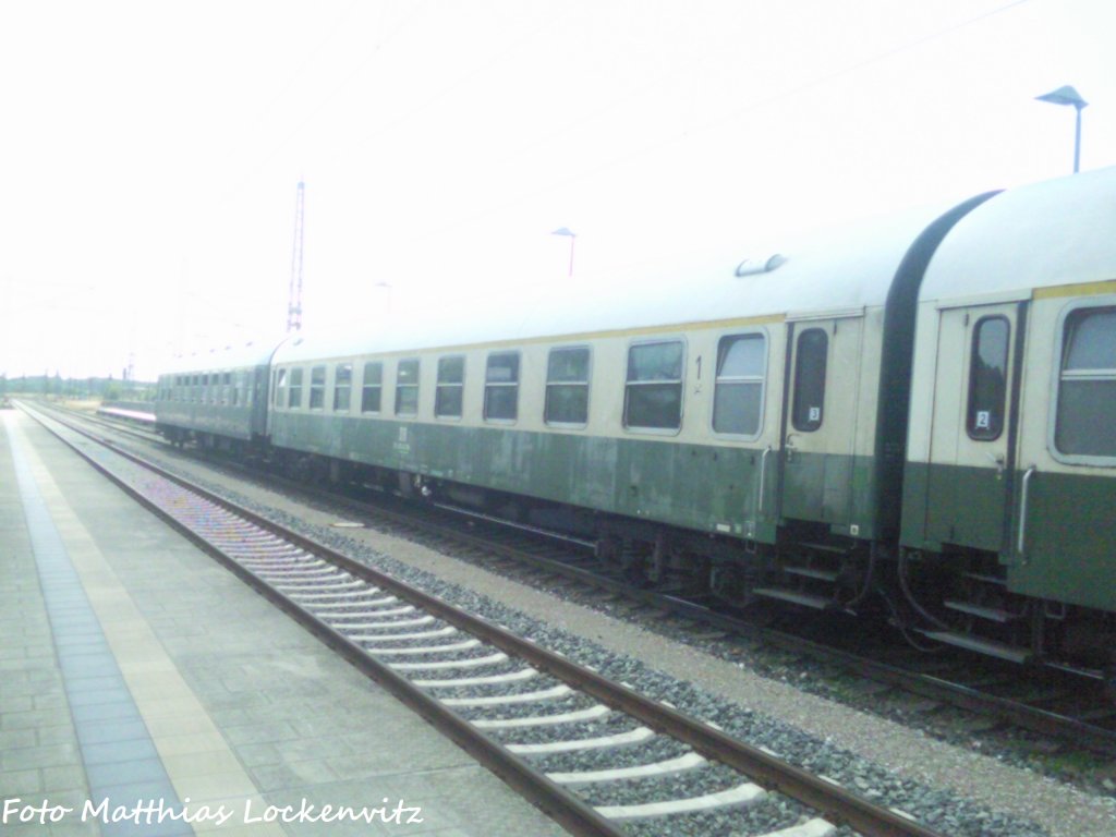 Die Letzten Wagen des Zuges / Strtebeker-Zug am 30.6.12