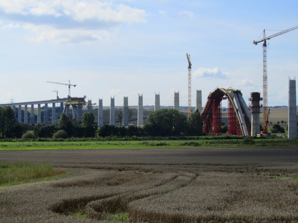 Die zuk�nftige ICE Unstruttalbr�cke bei Karsdorf; 11.09.2010 (Foto: Dieter Thomas)