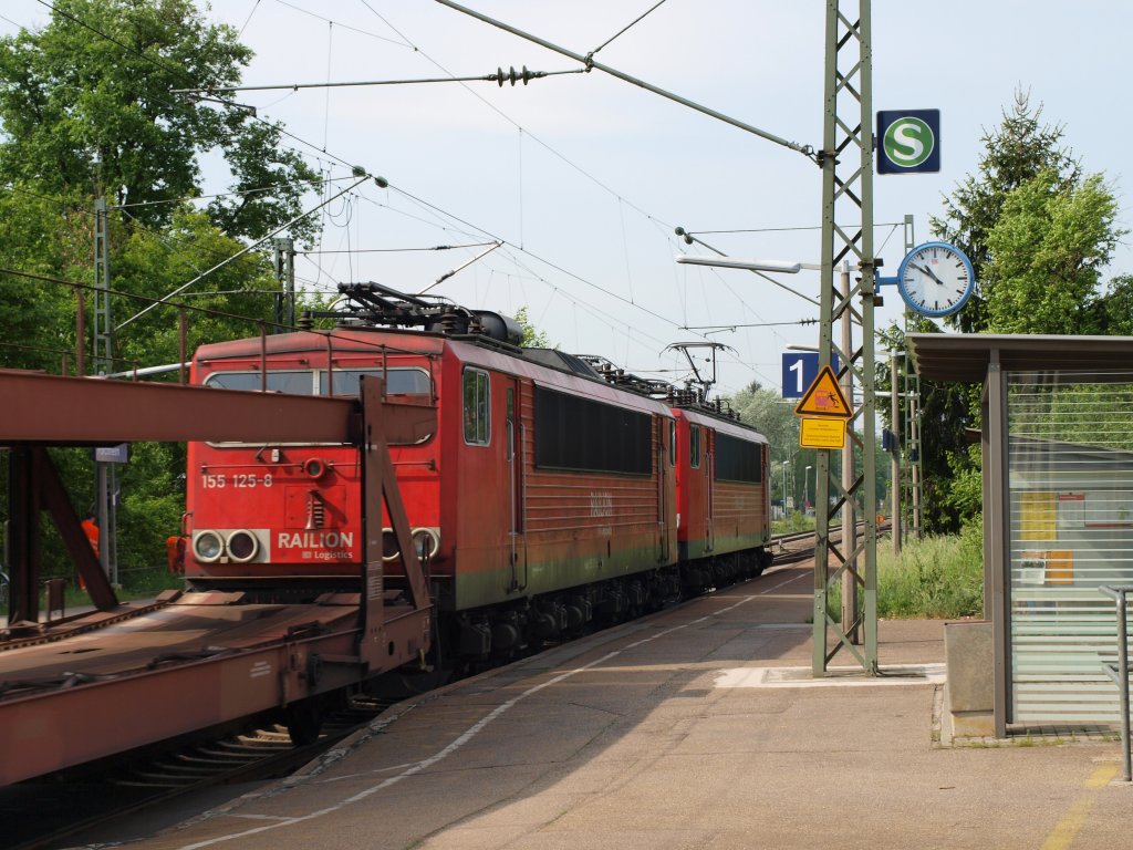 Dotra der Br 155 in Forchheim/Karlsruhe auf dem Weg nach Weil am Rhein Gbf am 29.04.2011