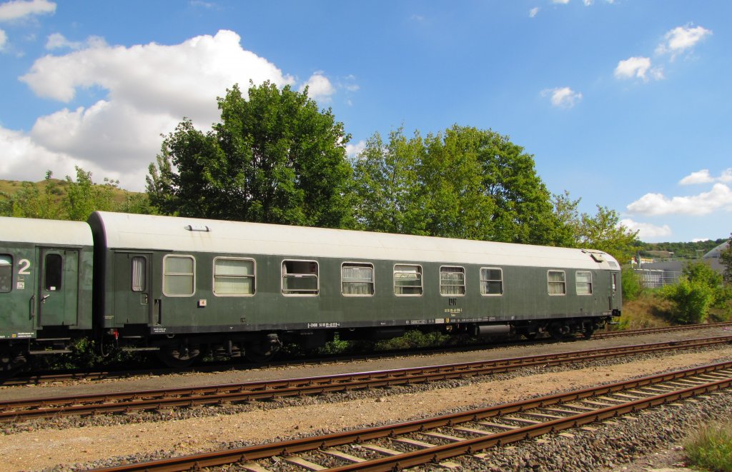 DR 61 50 89-40 018-3 Salon (D-EMBB 56 80 89-40 018-4) im Winzerfestsonderzug aus Leipzig, w�hrend der Abstellung am 08.09.2012 in Karsdorf.