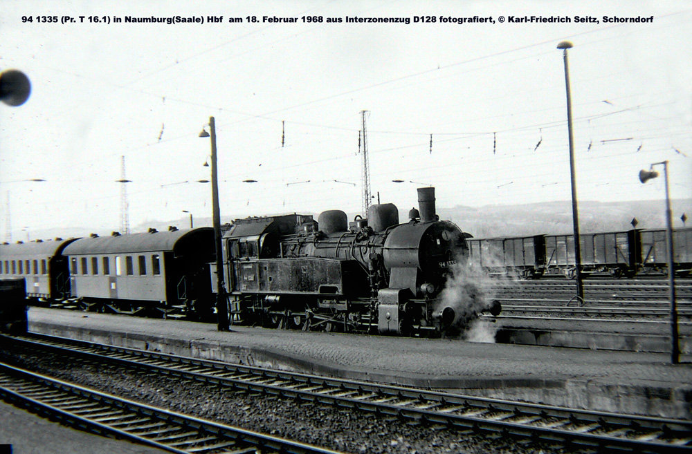 DR 94 1335 mit einem Personenzug auf Gleis 6 in Naumburg (S) Hbf; 18.02.1968 (Foto: Karl-Friedrich Seitz)