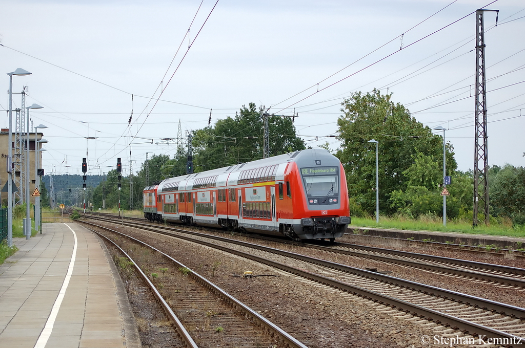 Durch Saarmund fahrt der IRE25 (IRE 4276) von Berlin Gesundbrunnen nach Magdeburg Hbf. 20.07.2011