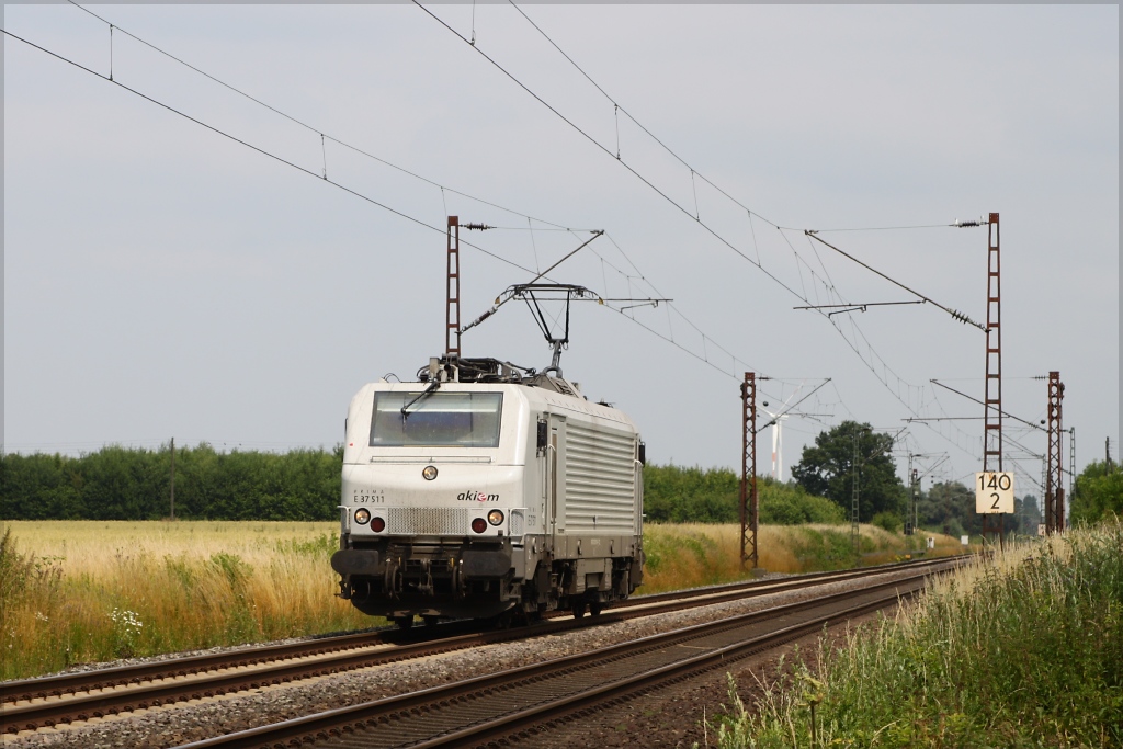 E37 511 durchfuhr solo am 13.07.13 Nordbgge in Richtung Dortmund