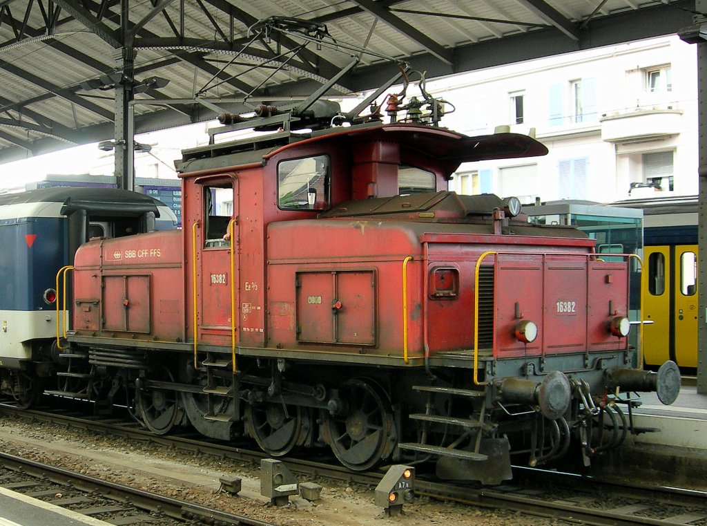 Ee 3/3 16382 in Lausanne am 11. Juni 2010