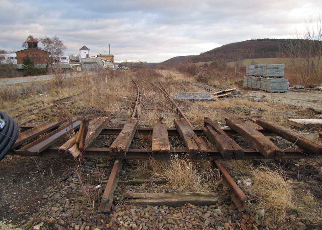 Ehemalige Weichenverbindung von Gleis 1 nach Gleis 3 im Bf Laucha; 19.02.2012
