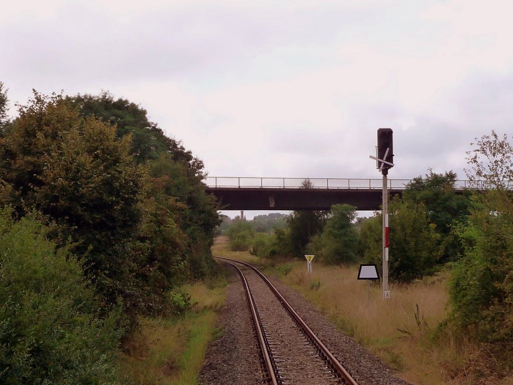 Ehemaliges Einfahrtssignal aus Richtung Nebra, in Ro�leben; 15.08.2010 (Foto: Ralf Kuke)