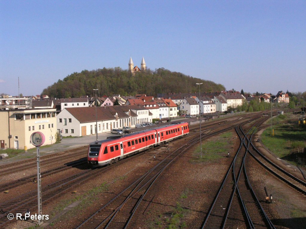 Ein 612er verlsst Schwandorf mit RE Regensburg. 27.04.08