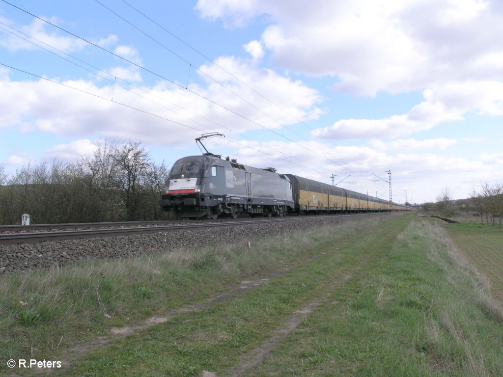 Ein MRCE taurus mit einem BMW Autozug bei Thngersheim. 10.04.10