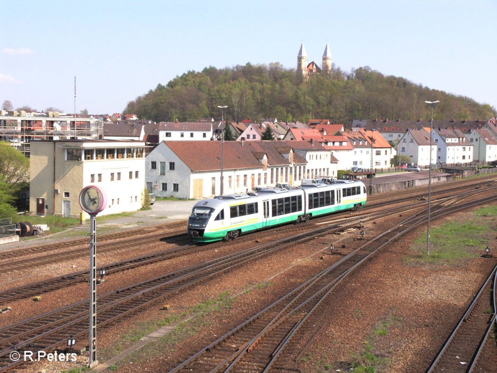 Ein VT fhrt in Schwandorf ein auf dme Weg nach Hof. 27.04.08