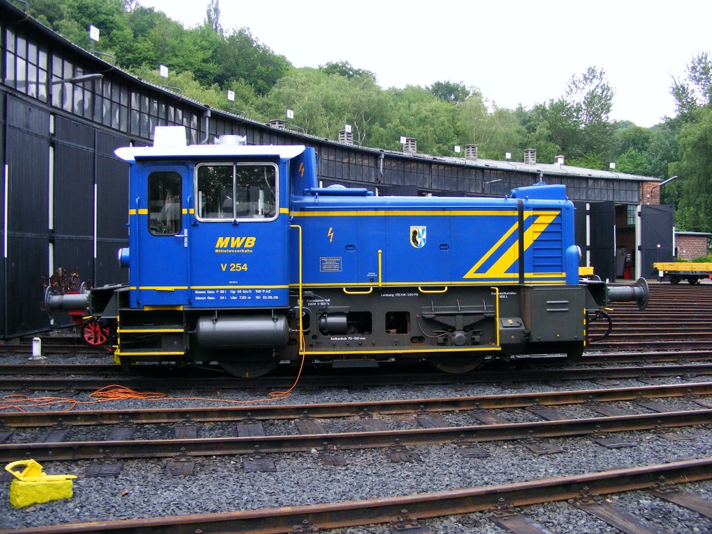 Eine ex-DB Kleindiesellok der Mittelweserbahn steht am 25.05.2008 im Eisenbahnmuseum in Bochum-Dalhausen.