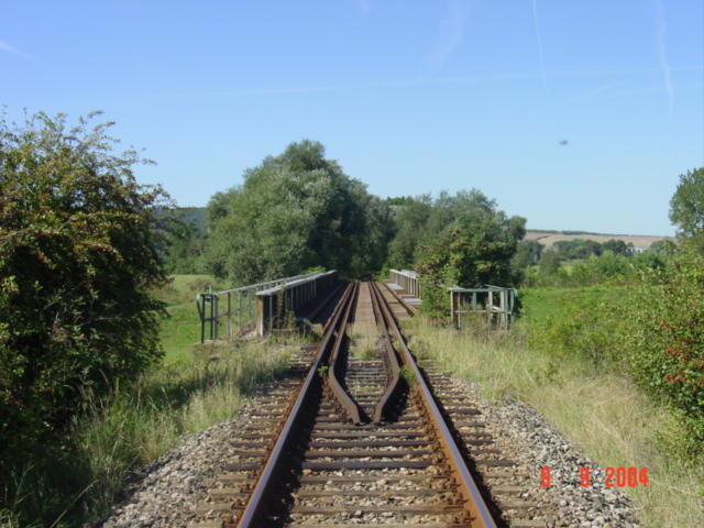 Eine Flutbr�cke bei Ro�leben; 09.09.2004 (Foto: Carsten Klinger)