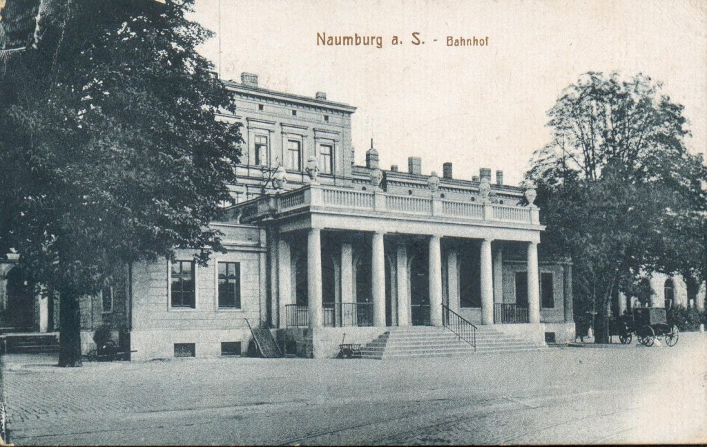 Empfangsgeb�ude in Naumburg (S) Hbf, Jahr leider unbekannt; (Foto: Sammlung Ralf B�ttcher)