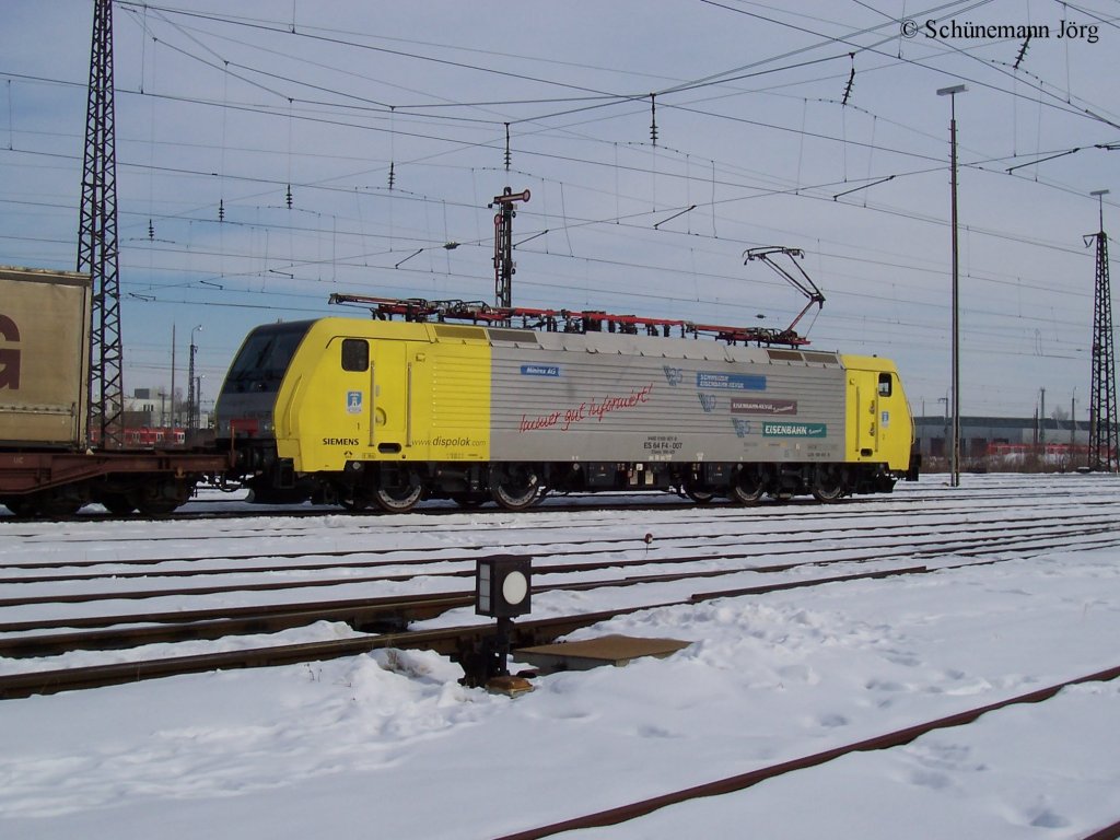 ES 64 F4 - 007 189 907 in Mnchen Ost Rangierbahnhof am 03.03.2005