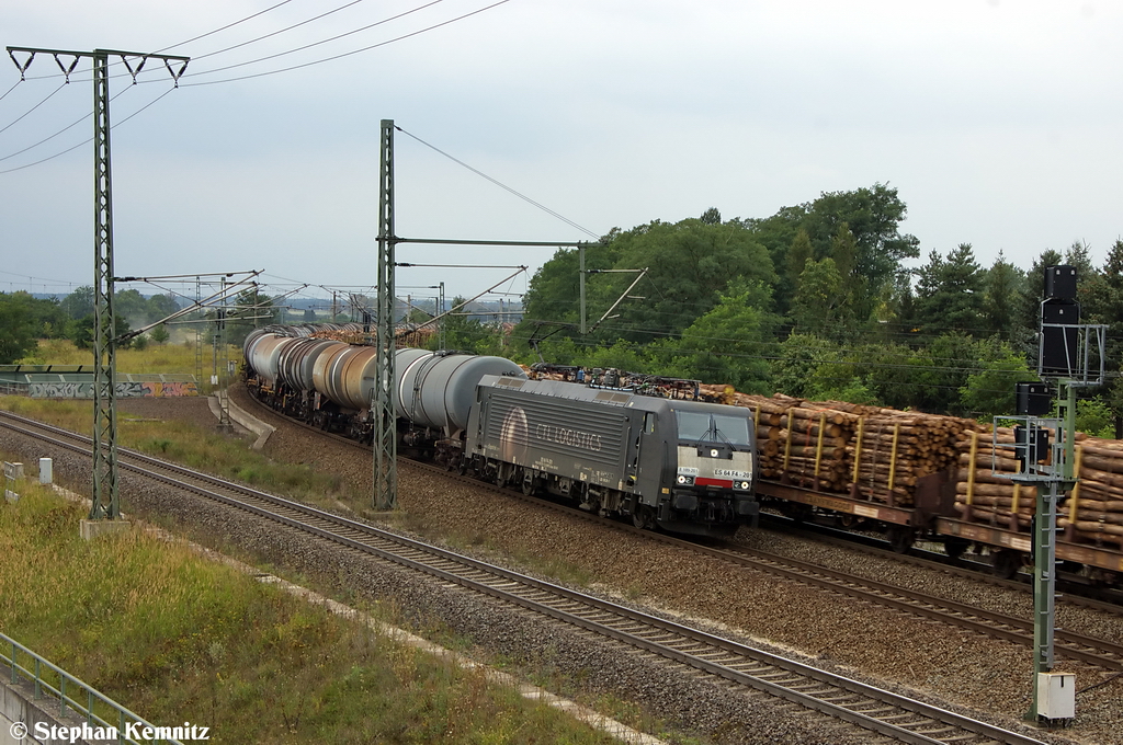 ES 64 F4 - 201 (189 201-7)  Zabrze  MRCE Dispolok GmbH fr CTL Logistics GmbH mit einem Kesselzug  Benzin oder Ottokraftstoffe  steht am rotem Signal in Stendal Ortsteil Wahrburg und fuhr nachdem der Holzzug durch war in den Gterbahnhof rein. 07.09.2012