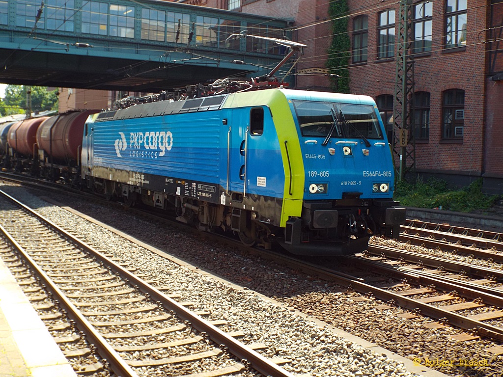 ES 64 F4 805 (189-805) fuhr mit einen tanker durch hamburg-harburg am 19.07.13