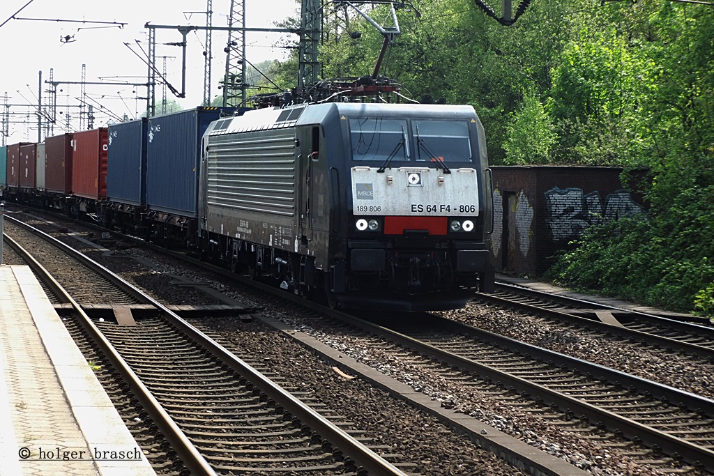 ES 64 F4-806 mit einen containerzug am 16.05.13 beim bhf harburg