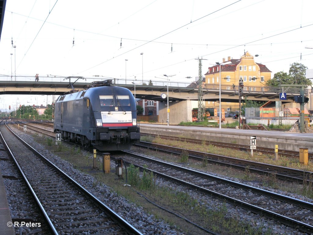 ES64 F4 005 solo durch Regensburg. 29.05.10